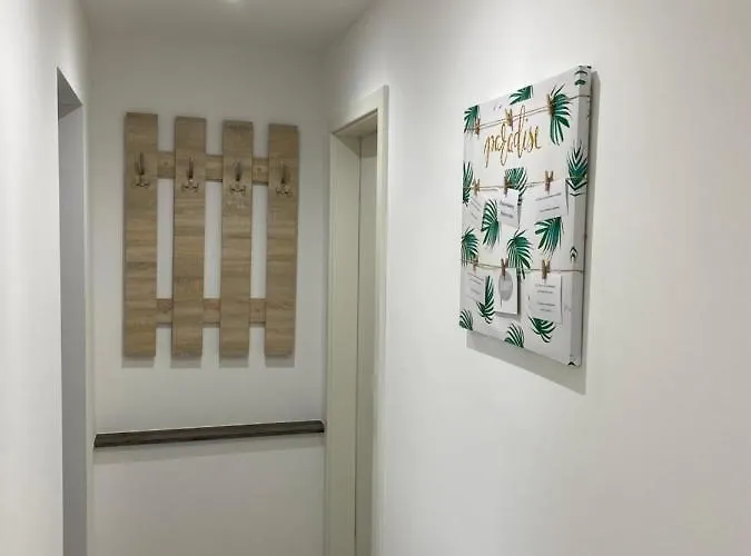 H&m Immobilien Apartman *